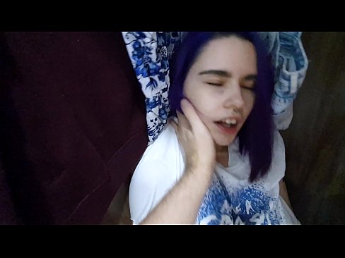 ❤️ Nahita ny rahavaviko tao amin'ny efi-tranonao ary nanampy azy hisotro ☑ Vaovao amin'ny pôrnôgrafia mg.hentai-ita.ru ☑